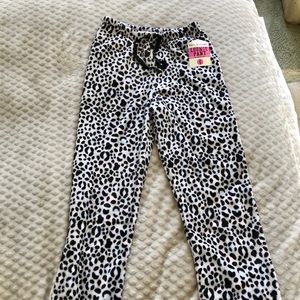 NWT extremely soft cozy leopard pant